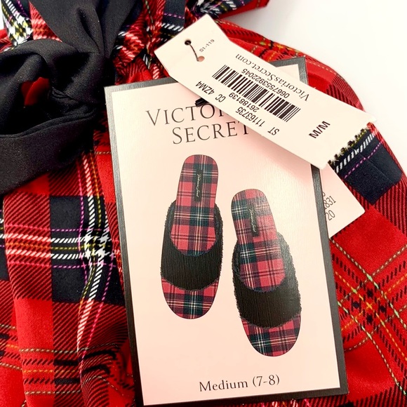 Victoria’s Secret Black and Red Plaid Slippers Size M (7-8) - Picture 11 of 12